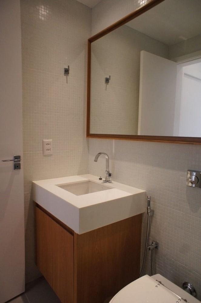 Brand New Beachfront C1-0017 Rio de Janeiro